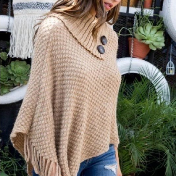 FEELING FREE PONCHO SWEATER- CAMEL - Picture 4 of 4